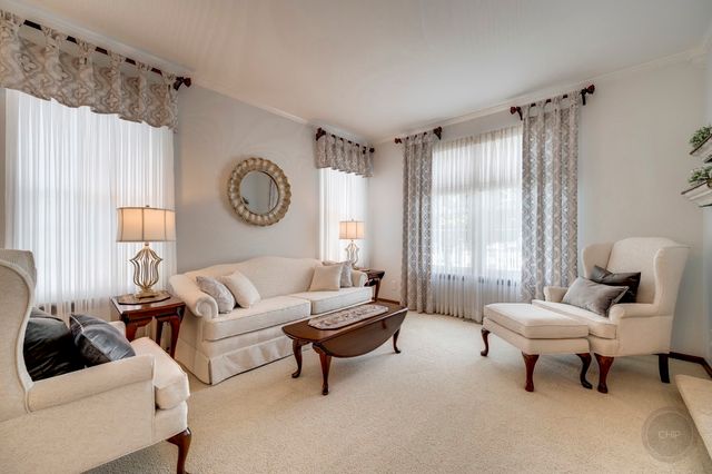 4606 Carrier Circle, Plainfield, IL 60586