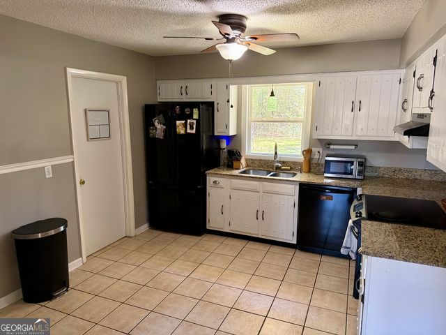 212 Palmetto Street, St. Marys, GA 31558