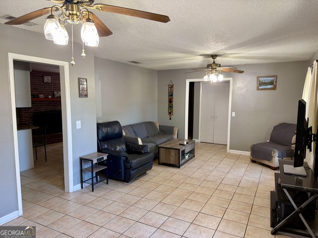 212 Palmetto Street, St. Marys, GA 31558