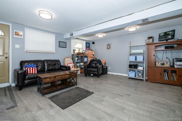 2542 Hollers Avenue, Bronx, NY 10475