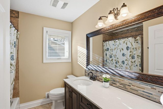 10666 Utica Road, Bloomington, MN 55437