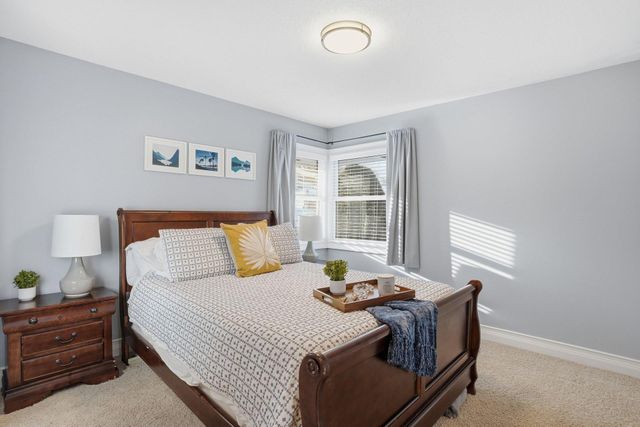 10666 Utica Road, Bloomington, MN 55437