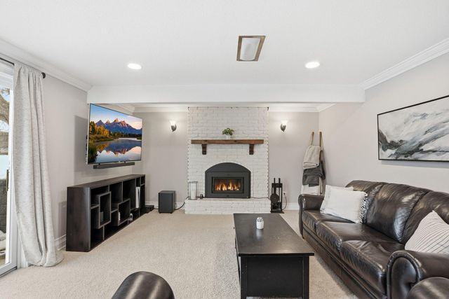 10666 Utica Road, Bloomington, MN 55437