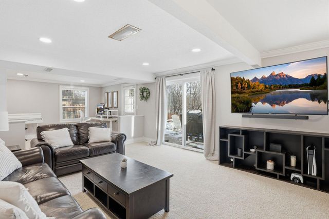 10666 Utica Road, Bloomington, MN 55437