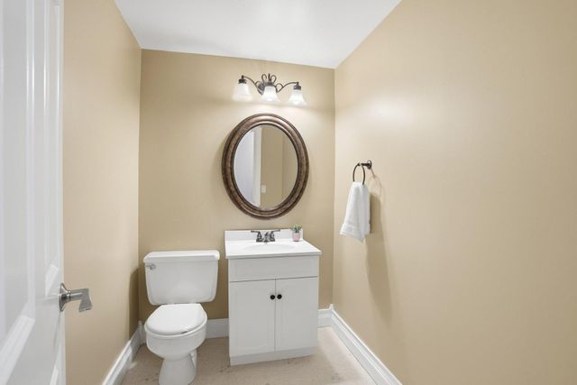 10666 Utica Road, Bloomington, MN 55437