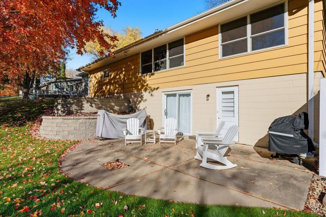 10666 Utica Road, Bloomington, MN 55437