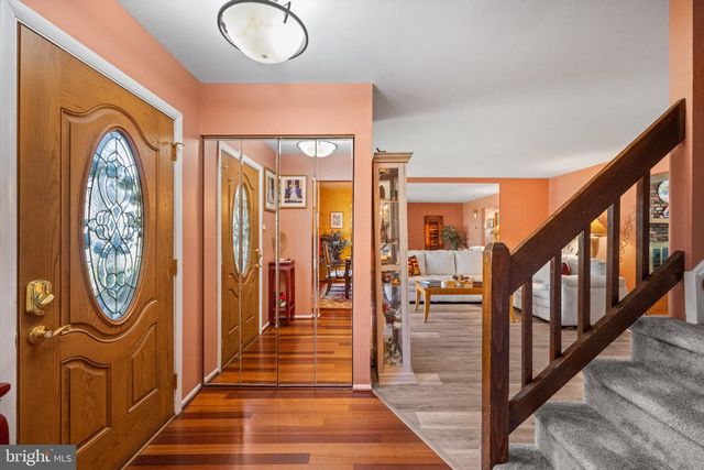 8 WASHINGTON DR, Clementon, NJ 08021