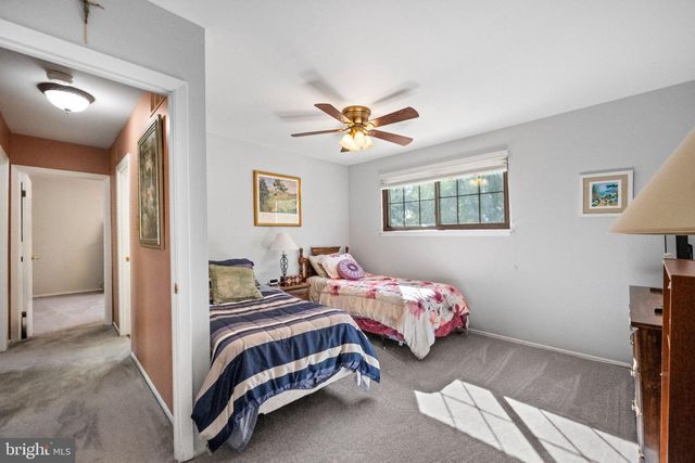 8 WASHINGTON DR, Clementon, NJ 08021