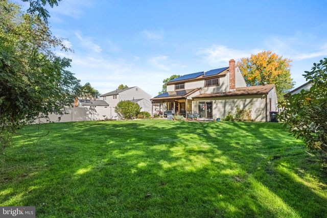 8 WASHINGTON DR, Clementon, NJ 08021