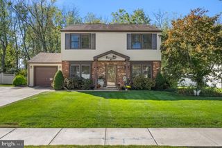 8 WASHINGTON DR, Clementon, NJ 08021