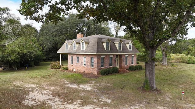 4232 County Road 71, Shorterville, AL 36373