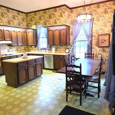 4232 County Road 71, Shorterville, AL 36373