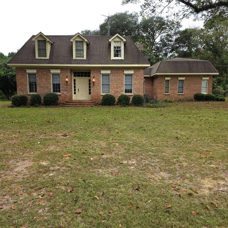 4232 County Road 71, Shorterville, AL 36373