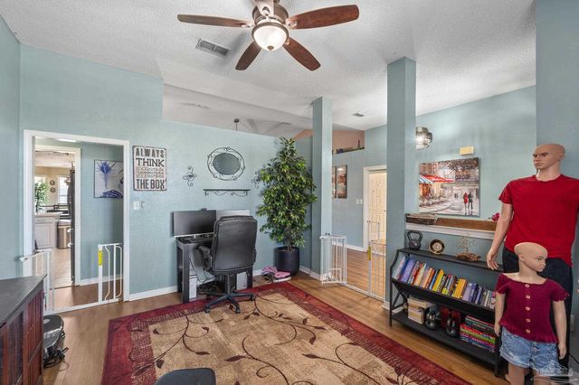 9562 Dynasty Ln, Navarre, FL 32566