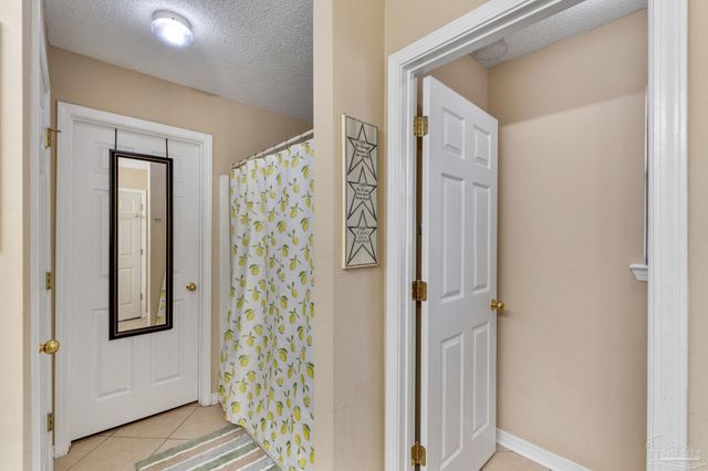 9562 Dynasty Ln, Navarre, FL 32566