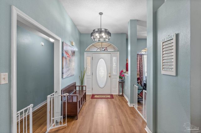 9562 Dynasty Ln, Navarre, FL 32566