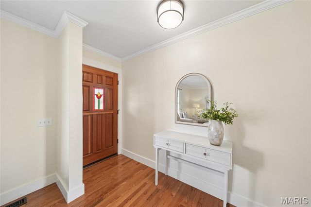 2664 Sanders Drive, St Louis, MO 63129