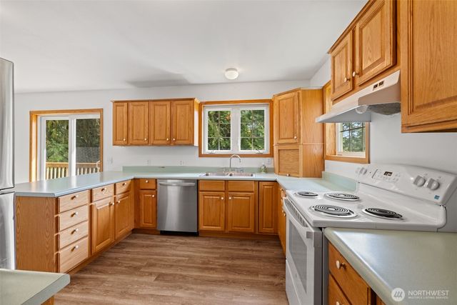 102 New Haven Lane, Port Angeles, WA 98362