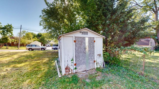 1012 Dodson St, Old Hickory, TN 37138