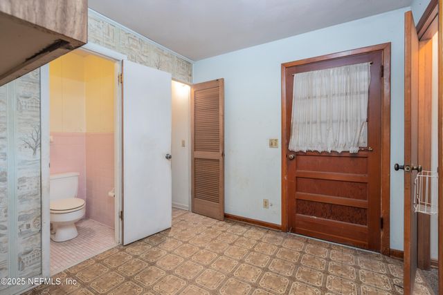 2391 HAPPY Lane, Jacksonville, FL 32218