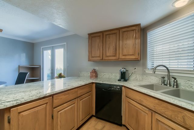 9404 Callaway Circle NE, Albuquerque, NM 87111