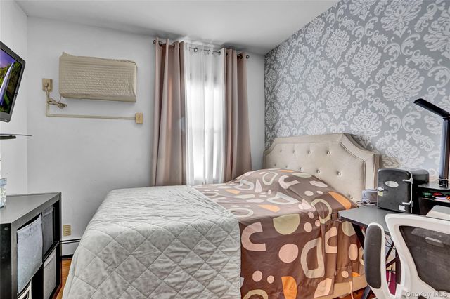 150-27 16th Road, Whitestone, NY 11357