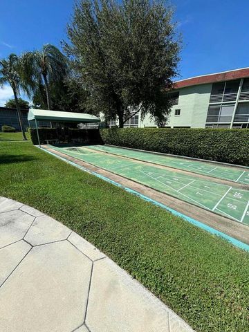 3400 Springdale Boulevard 217, Palm Springs, FL 33461