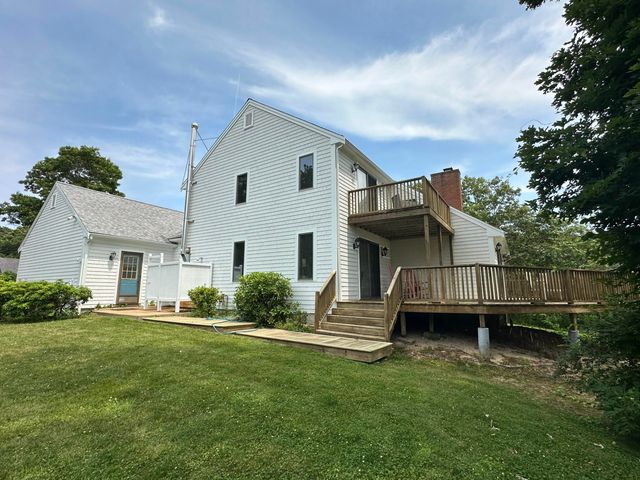 15 Beach Street, Teaticket, MA 02536