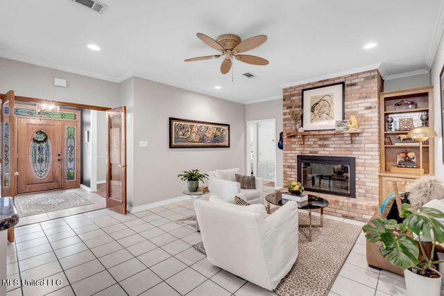 807 Woodglen Drive, Ocean Springs, MS 39564