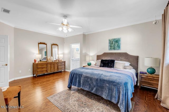 807 Woodglen Drive, Ocean Springs, MS 39564
