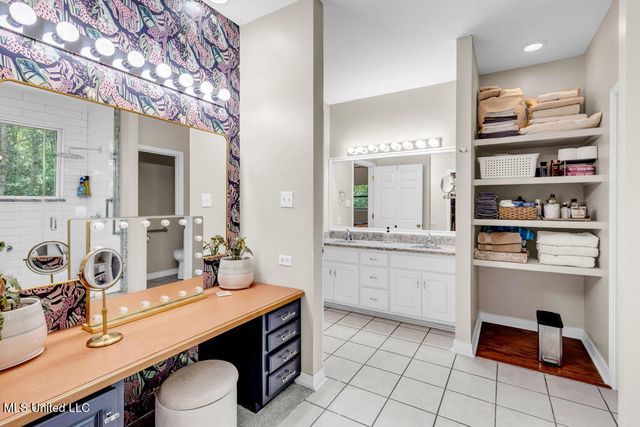 807 Woodglen Drive, Ocean Springs, MS 39564