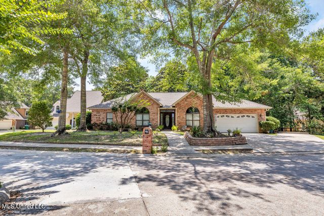 807 Woodglen Drive, Ocean Springs, MS 39564