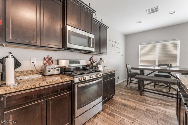 6749 Browns Bay Court, Las Vegas, NV 89149