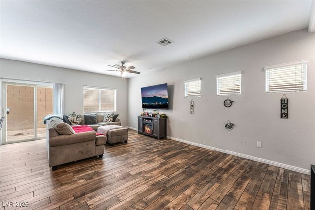 6749 Browns Bay Court, Las Vegas, NV 89149