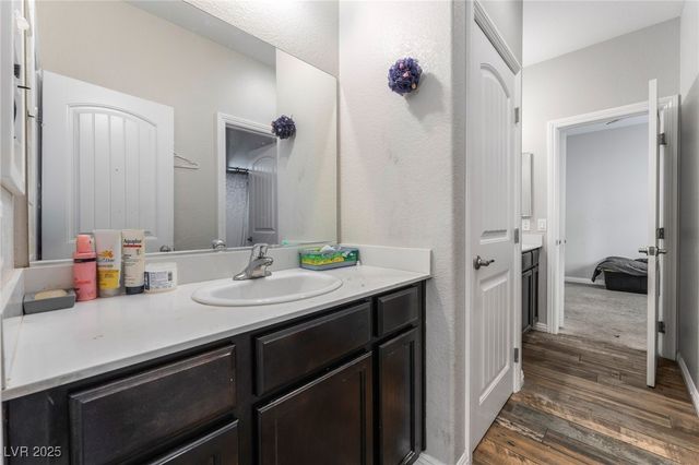 6749 Browns Bay Court, Las Vegas, NV 89149