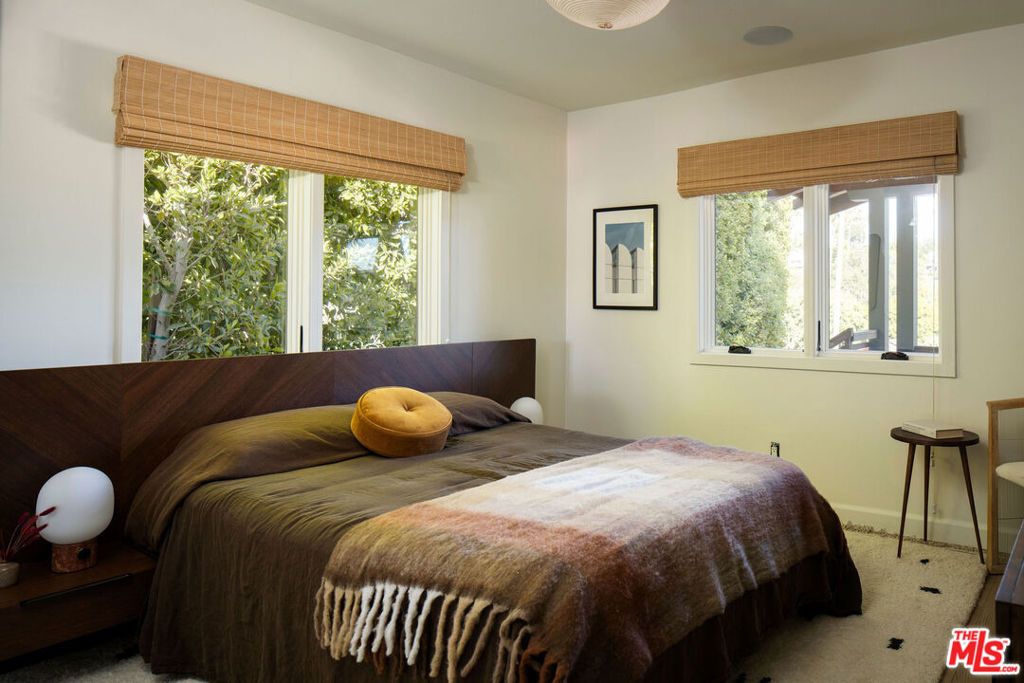 Image 23 of property listing at 1319 Mccollum Street, Los Angeles, CA 90026