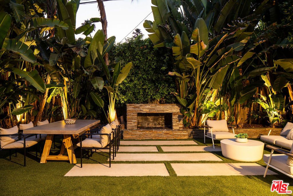 Image 27 of property listing at 1319 Mccollum Street, Los Angeles, CA 90026