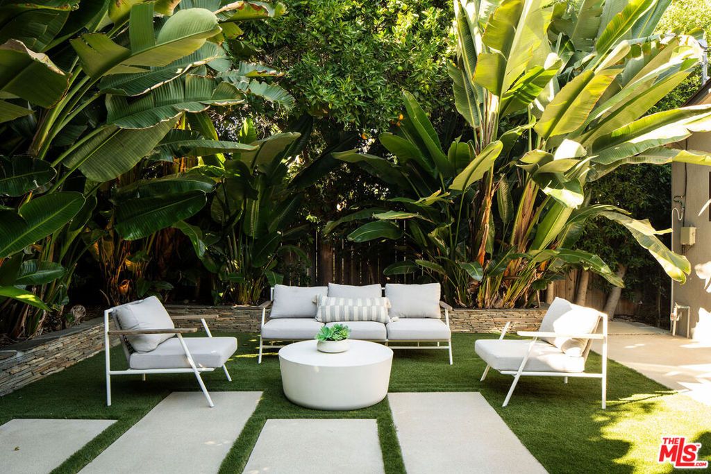 Image 28 of property listing at 1319 Mccollum Street, Los Angeles, CA 90026