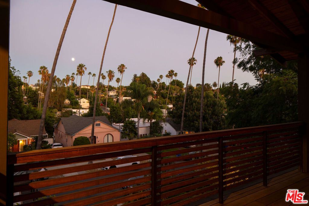 Image 6 of property listing at 1319 Mccollum Street, Los Angeles, CA 90026