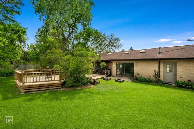 16W721 Red Oak Street, Bensenville, IL 60106