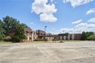 16231 Broadway Avenue, Maple Heights, OH 44137