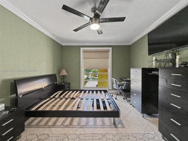 9417 SW 76th St X36, Miami, FL 33173