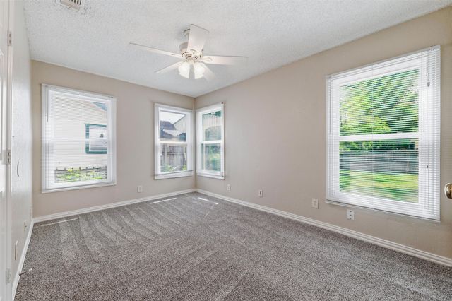 317 12th Street, Grand Prairie, TX 75051