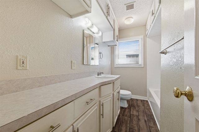 317 12th Street, Grand Prairie, TX 75051