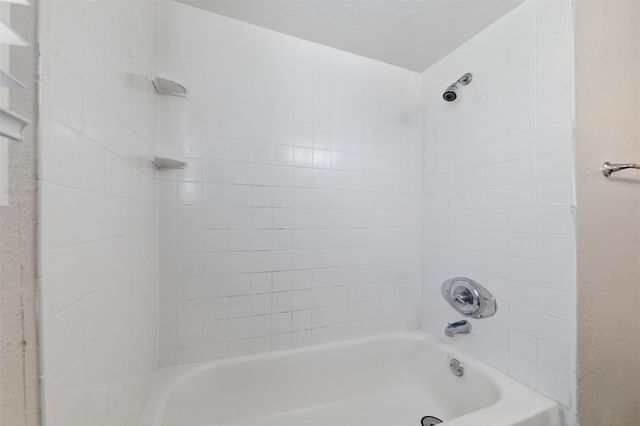 317 12th Street, Grand Prairie, TX 75051