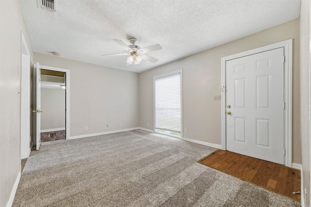 317 12th Street, Grand Prairie, TX 75051