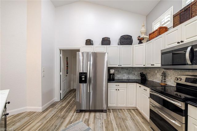 1059 Briarwood BLVD, Naples, FL 34104