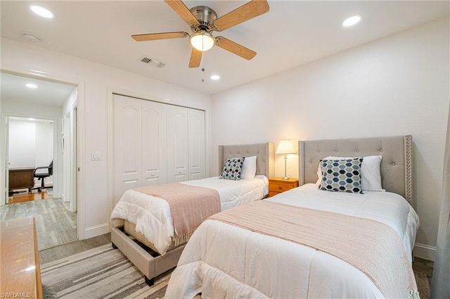 1059 Briarwood BLVD, Naples, FL 34104