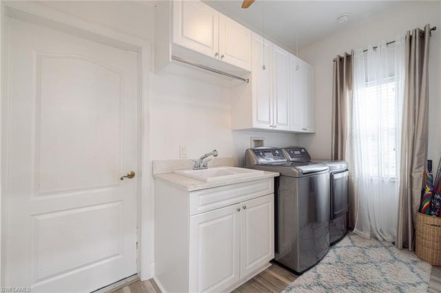 1059 Briarwood BLVD, Naples, FL 34104