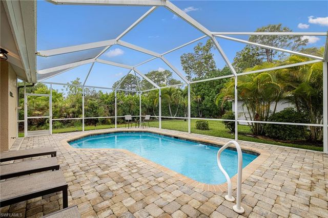 1059 Briarwood BLVD, Naples, FL 34104